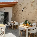 Patio House فندق مبيت وإفطار