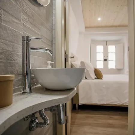 Patio House Bed & Breakfast Obidos